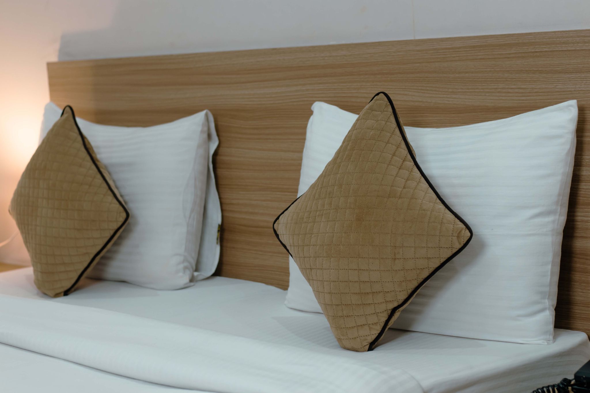 STEPiNN - Ess Kay Ess Villa Deluxe Room 10