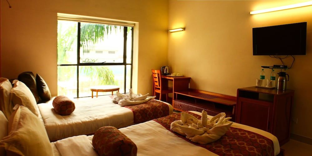 Hotel Krishna Park Resort Executive Room 9