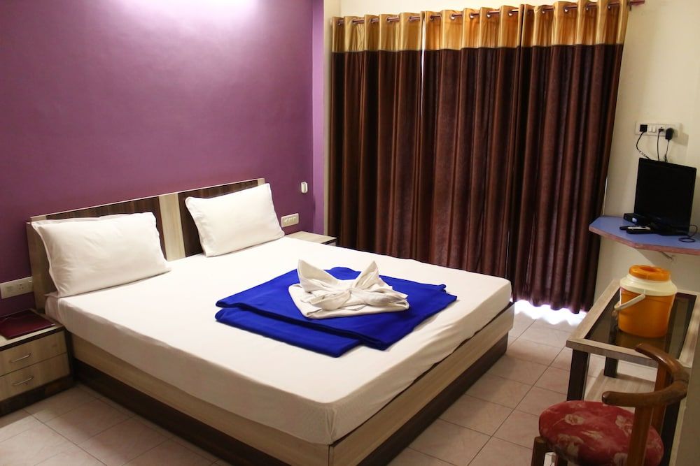 Hotel Krishna Park Resort Executive Room 12