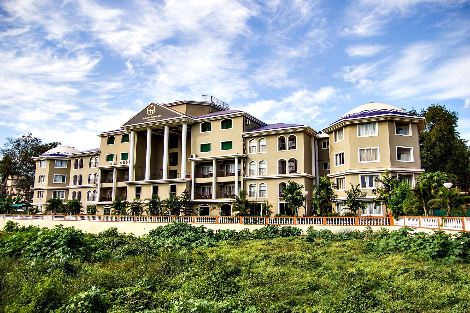 undefined The Golden Suites & Spa 8