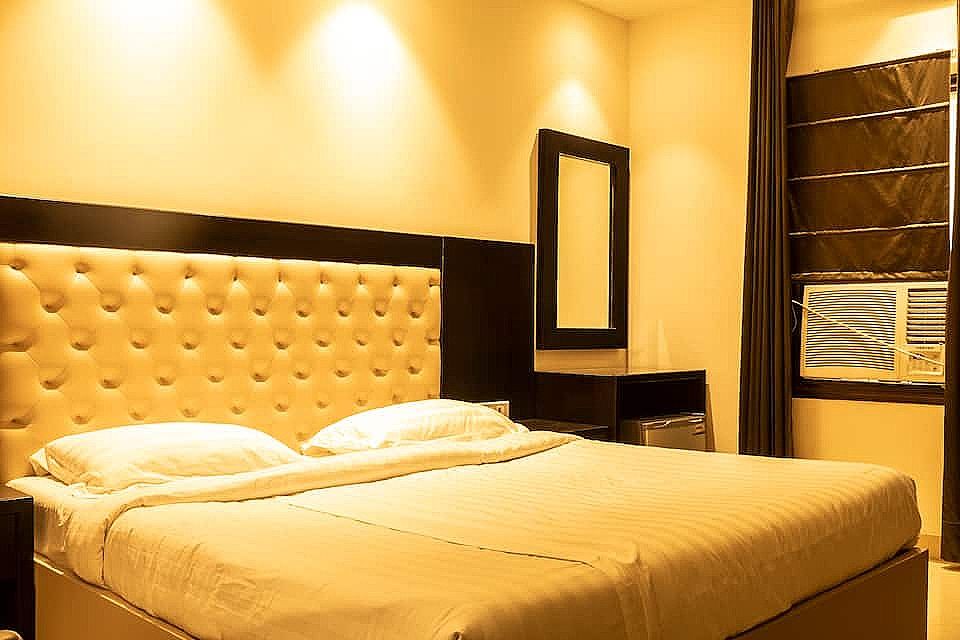 undefined Hotel Le Golden - Amritsar 4