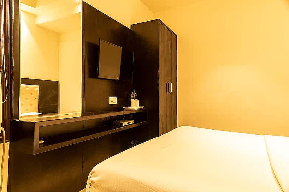 undefined Hotel Le Golden - Amritsar 7