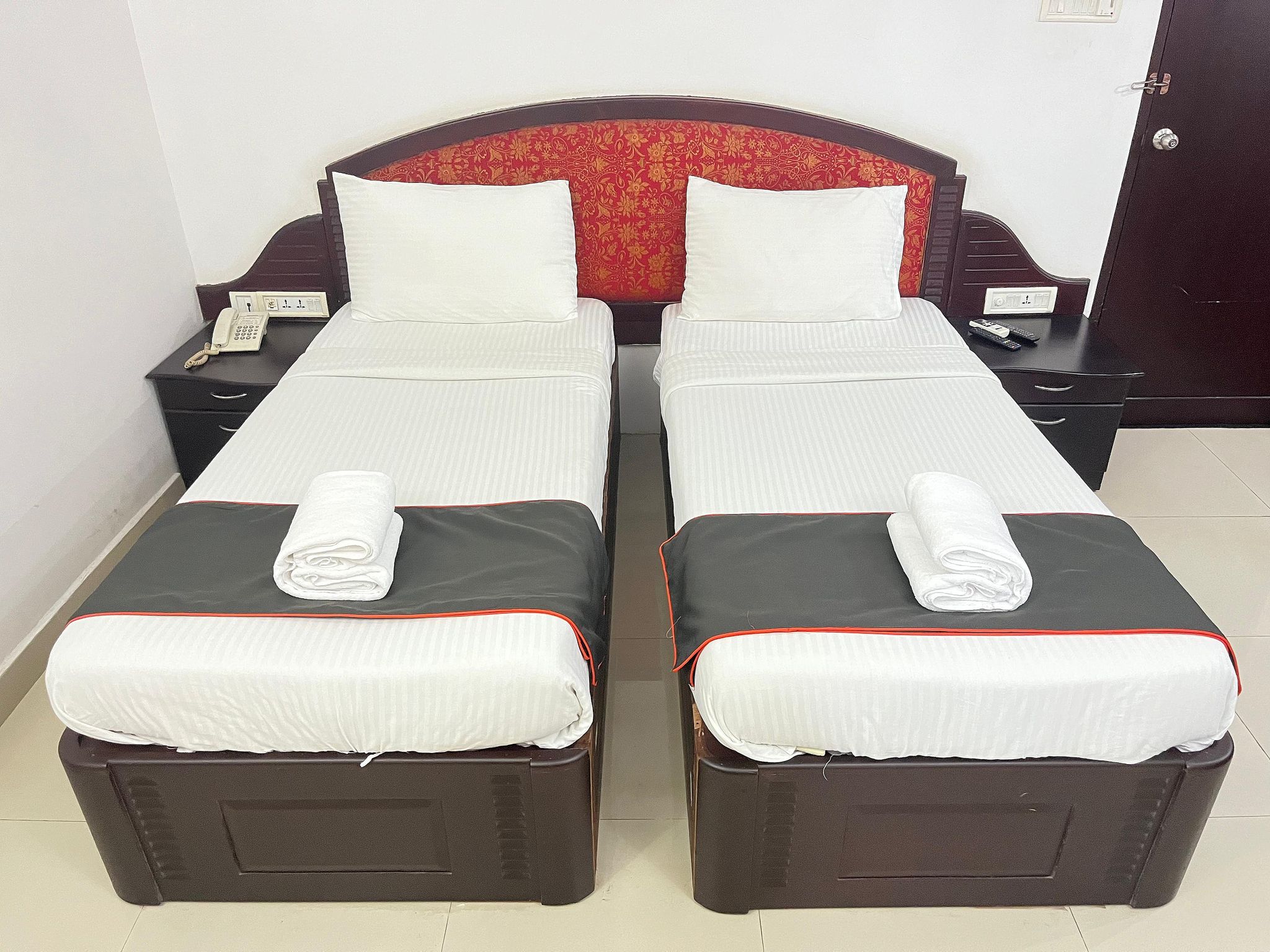 Standard Room Twin Bed Non AC