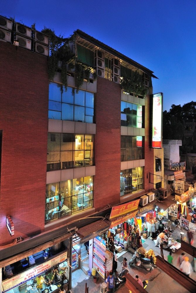 undefined Hotel Shelton 6