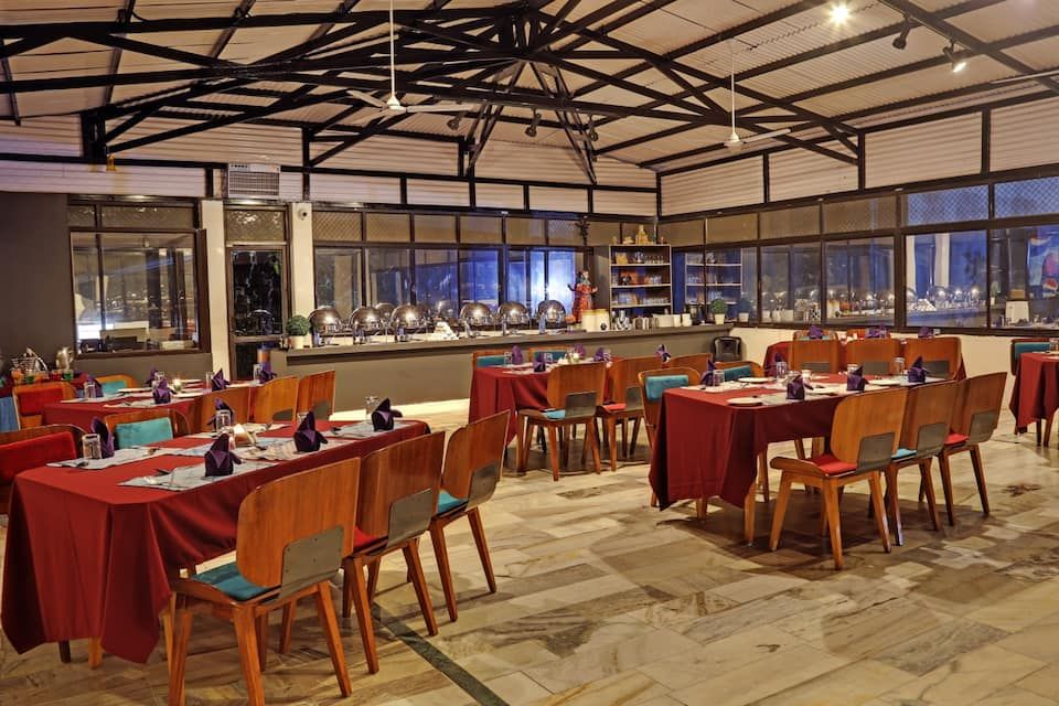 Food & Dining