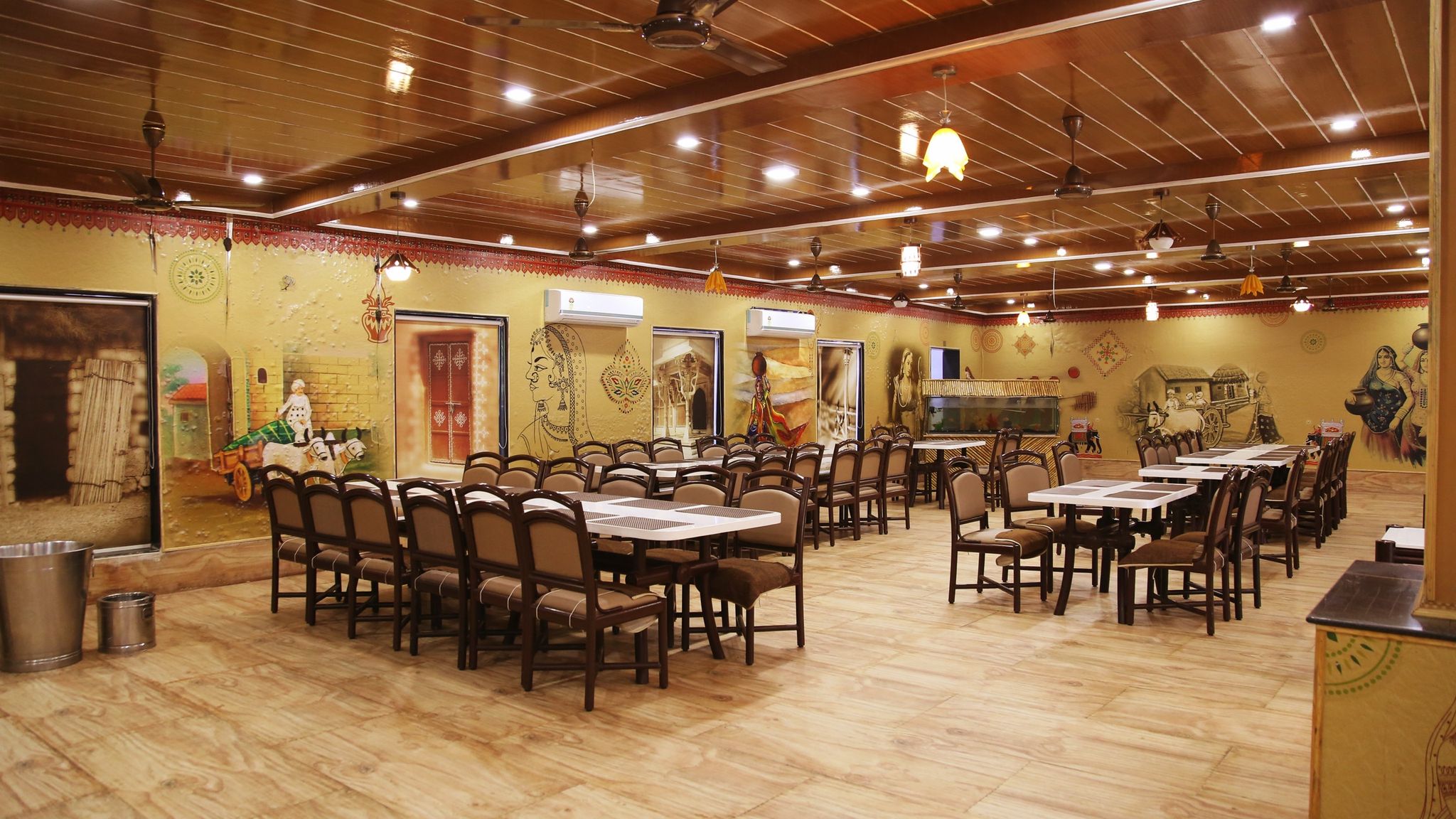 Food & Dining