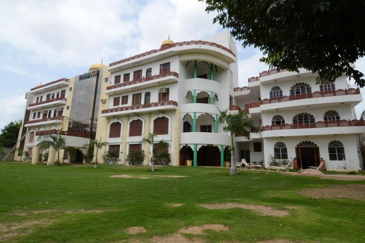 undefined Hotel O Ranibagh Palace 7