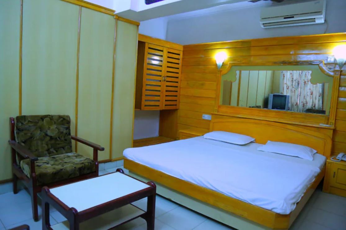 Double Occupancy AC Room OLD BLOCK