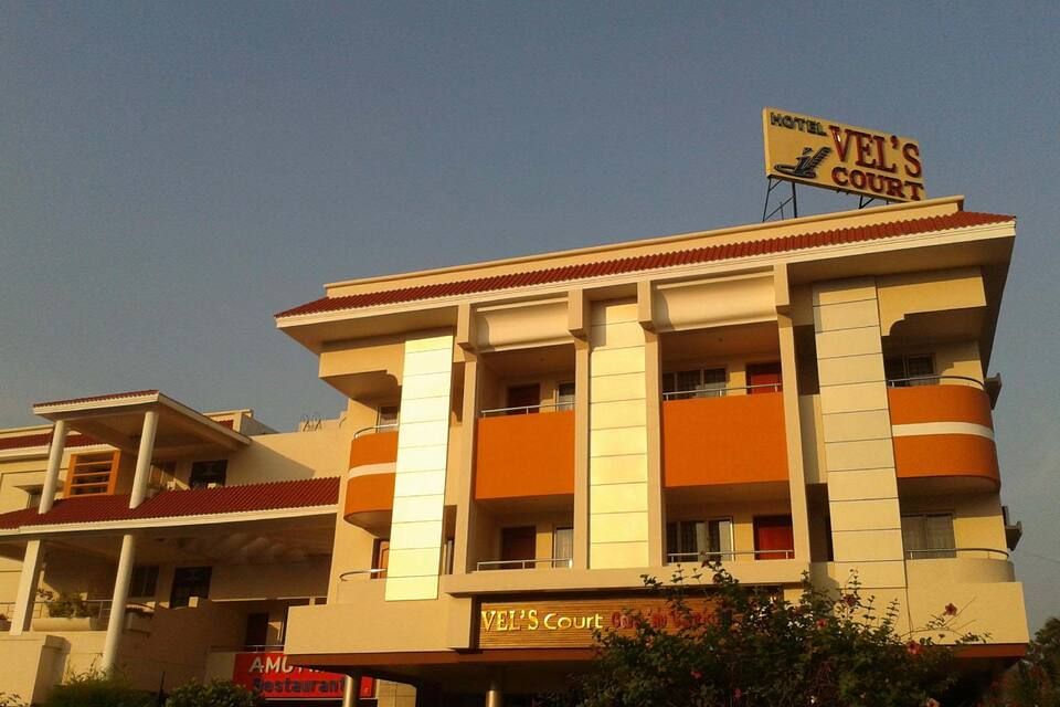 undefined Vel's Court 7