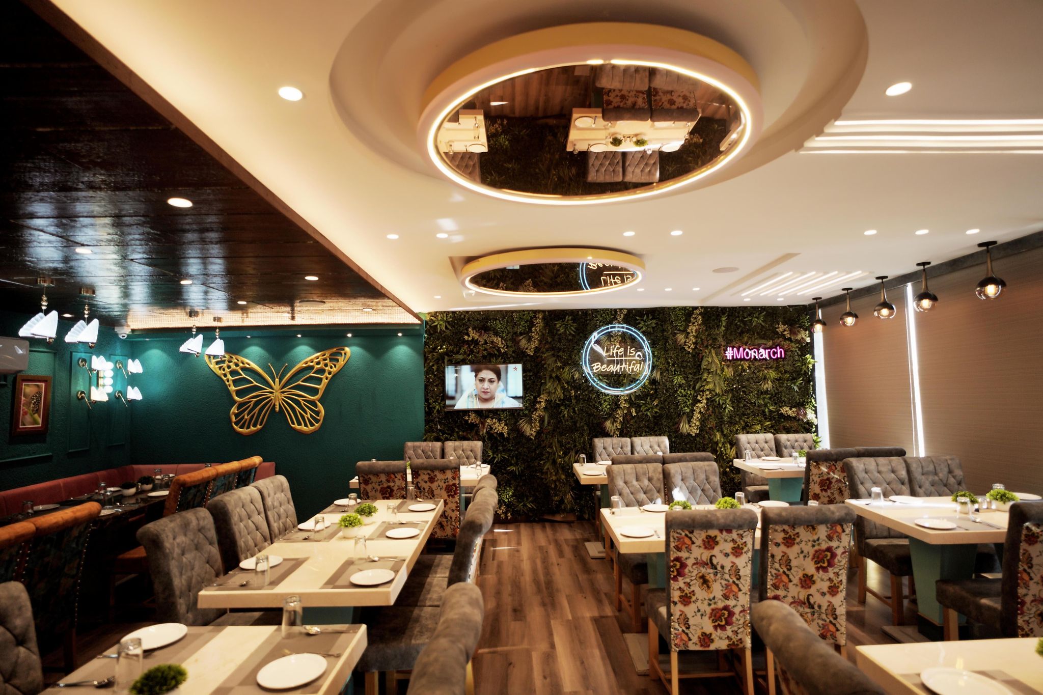 Food & Dining