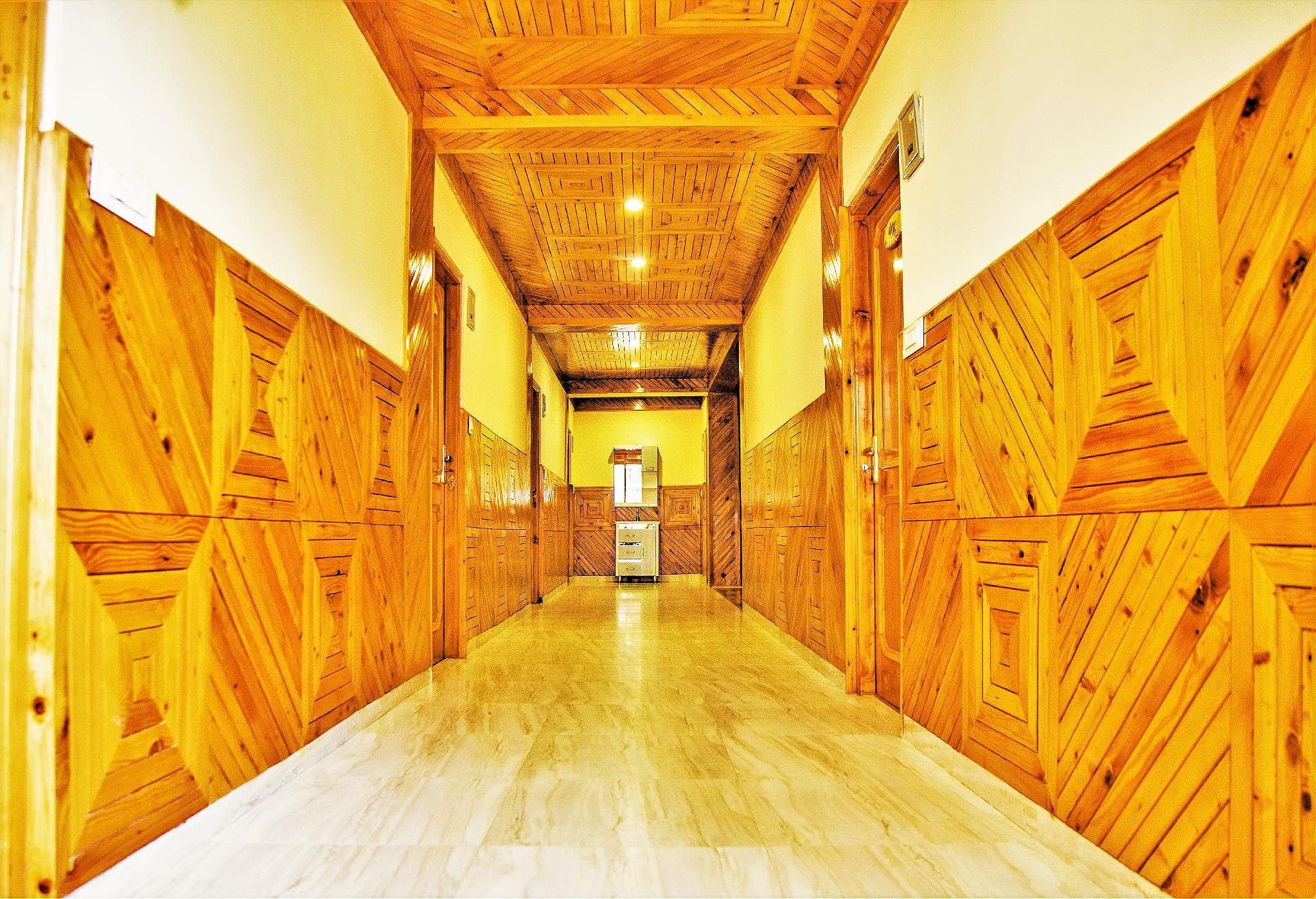 undefined Pause At Manali 3