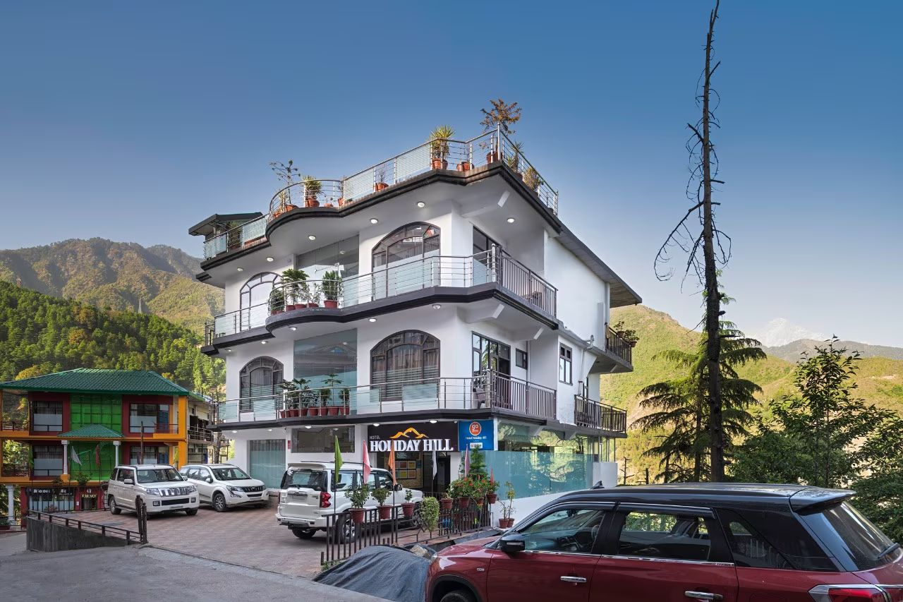 undefined Hotel Holiday Hill 6