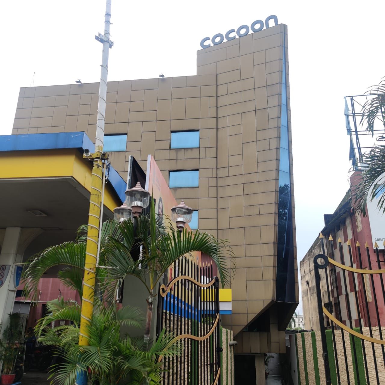 COCOON Luxury Business Hotel