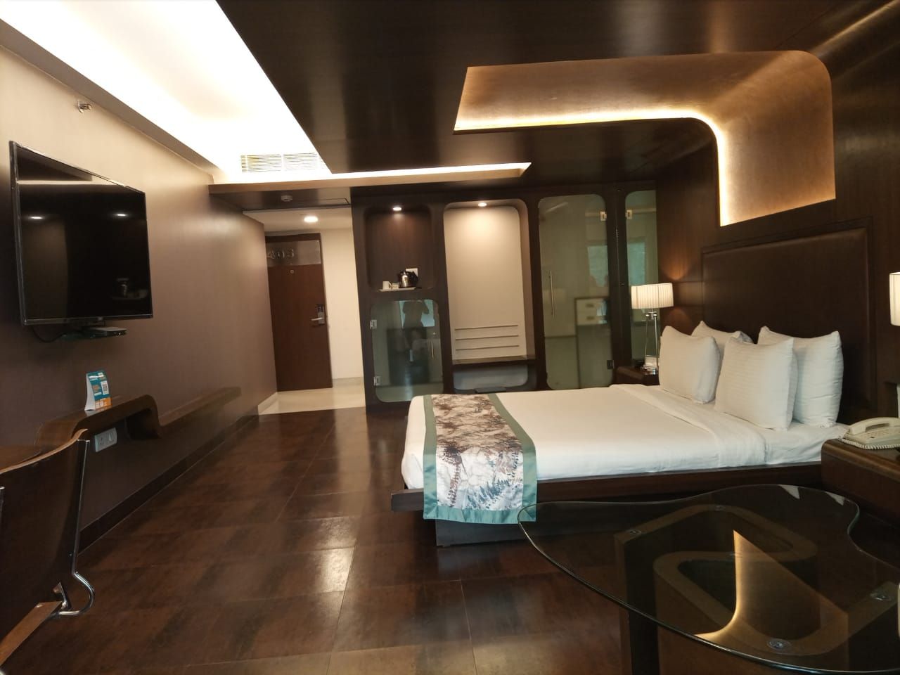 COCOON Luxury Business Hotel Club Room - One-way transfer 5