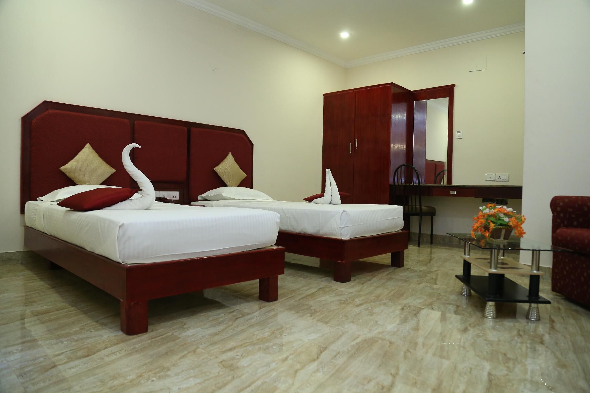 Hotel Le Garden Deluxe Room 2