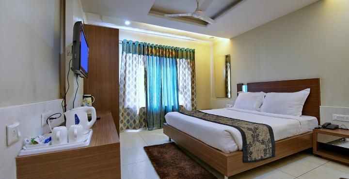 Hotel Sheela Shree Plaza Executive Room 3