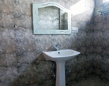 Hotel Yamini Standard Room 3