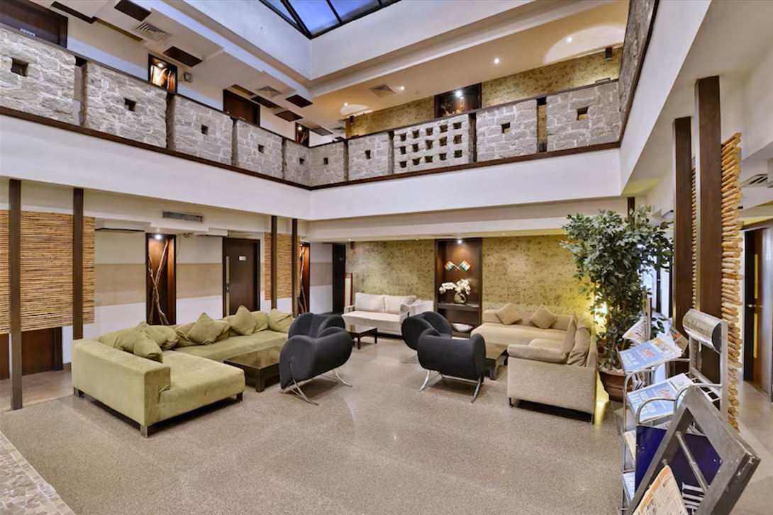 Seventeen Degrees Hotel