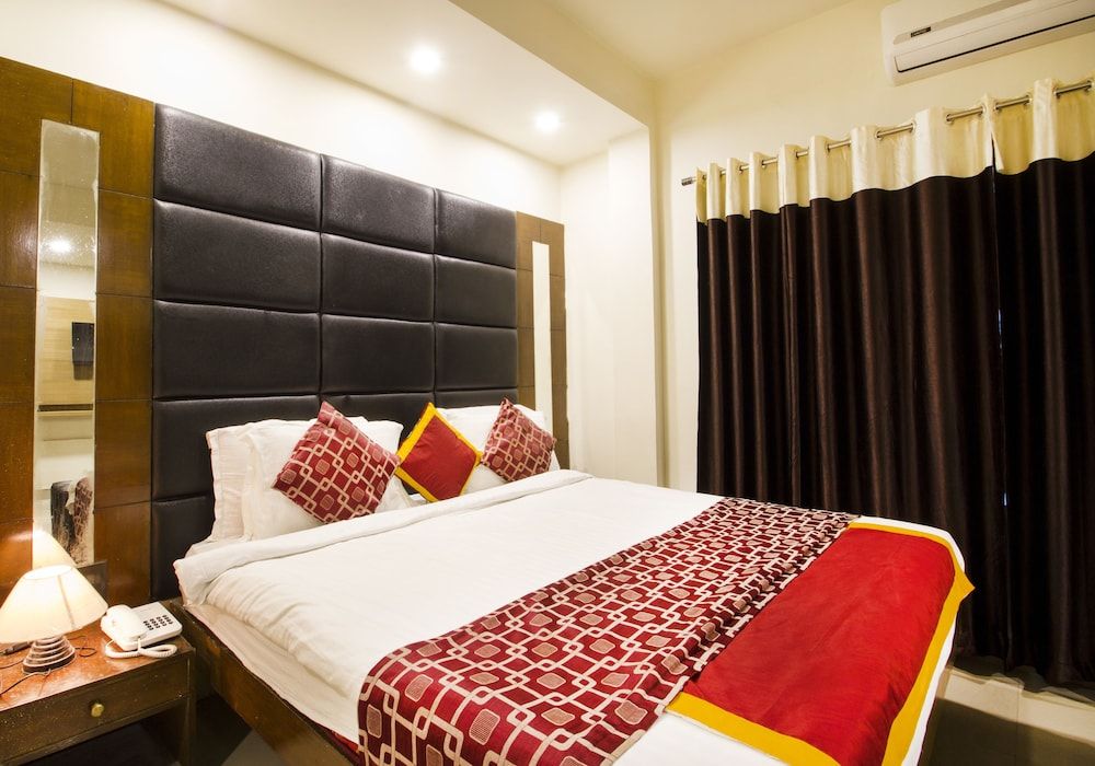 Junior Double Room, Smoking, City View