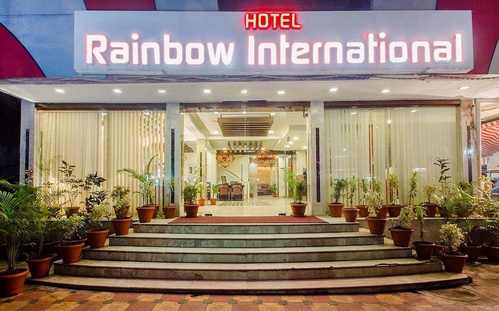 undefined Rainbow International 9