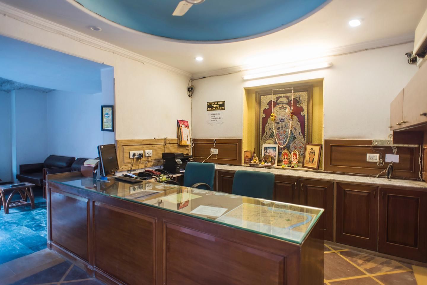 undefined Hotel Ananda Krishna Van 3