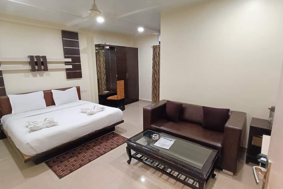 Hotel Bundelkhand Pride Deluxe Room