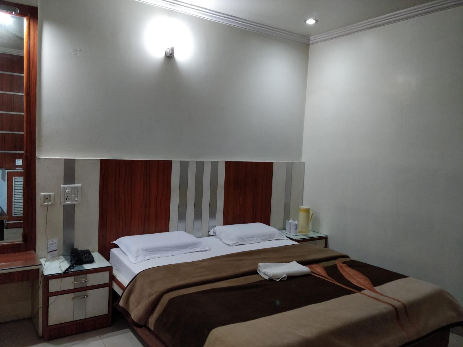 undefined Hotel Samrat, Jhansi 10