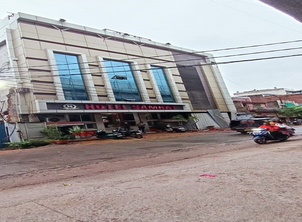 undefined Hotel Samrat, Jhansi 3