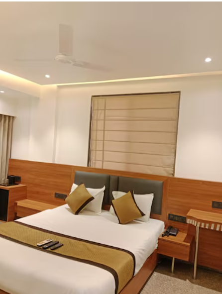 Hotel Sai Kamal Superior Double Room 2