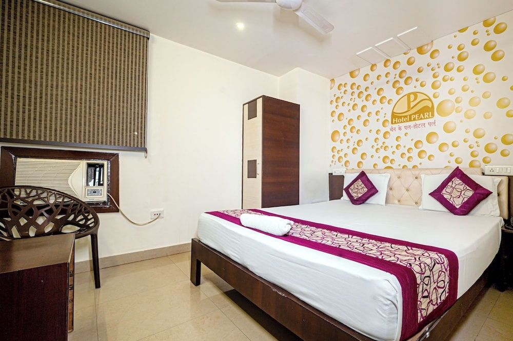 Hotel Pearl Deluxe Room 4
