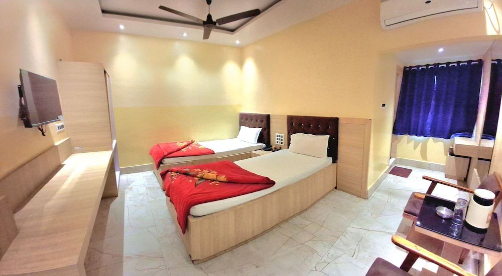 Hotel Relax Deluxe Room, City View 5