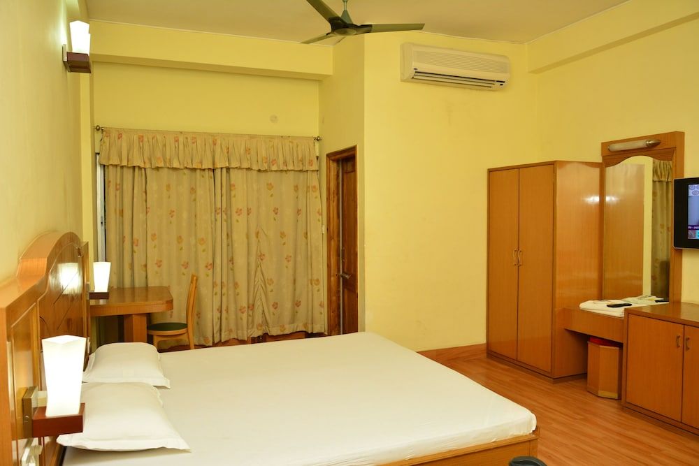 Hotel Relax Deluxe Room, City View