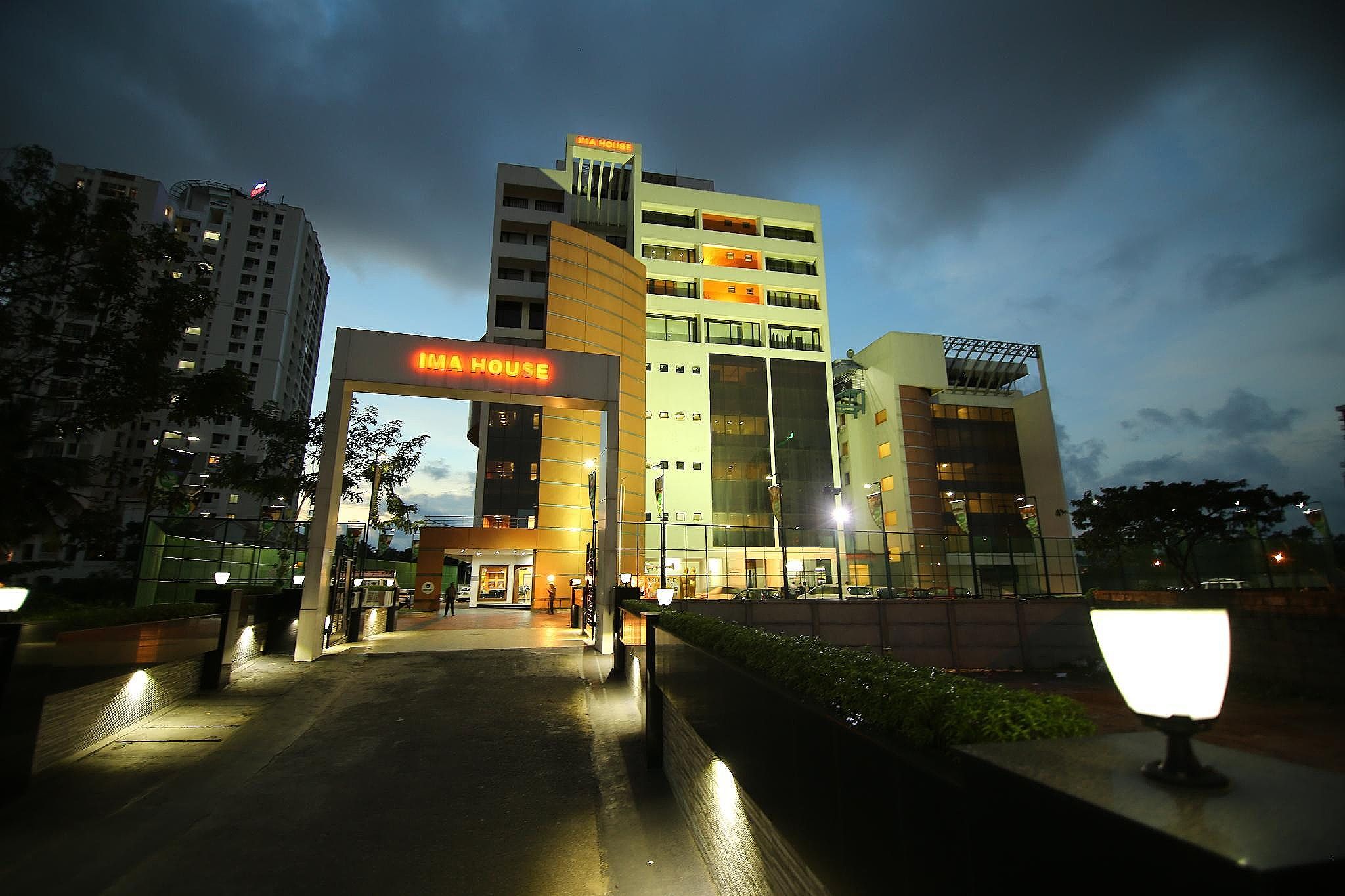 undefined IMA House 9