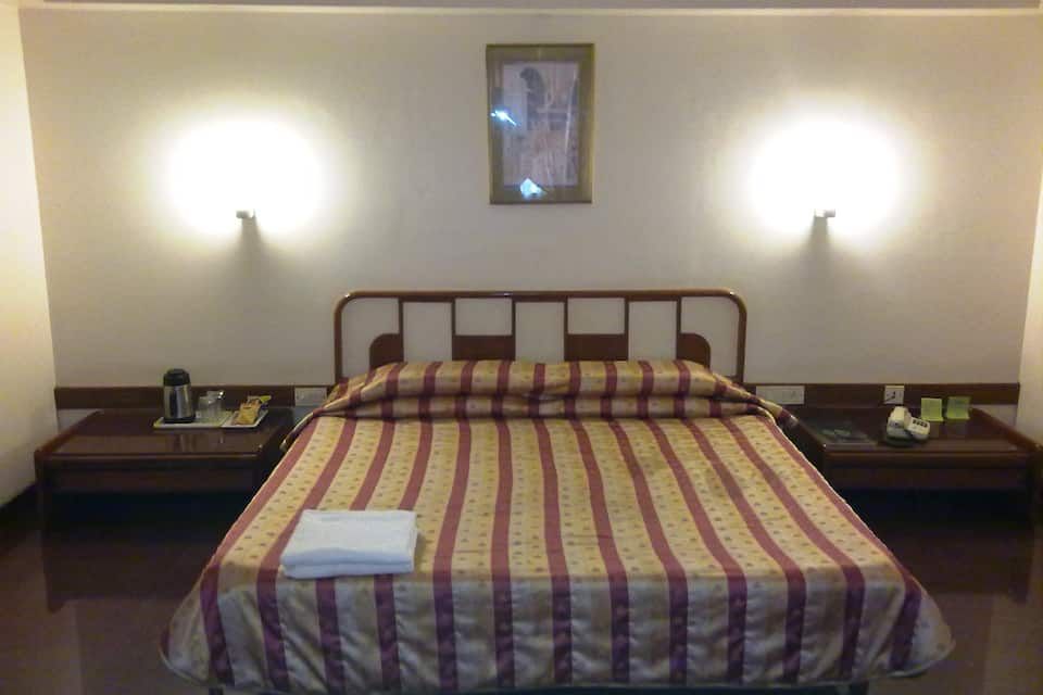 HOTEL SANKAM RESIDENCY Superior Suite 4