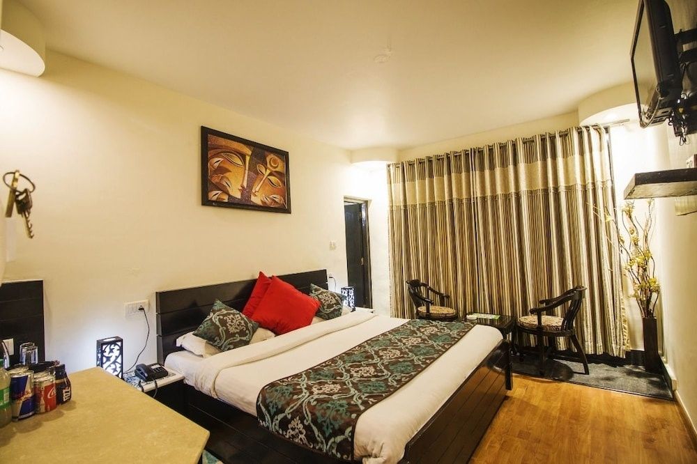 Hotel Jungle Hut Deluxe Room