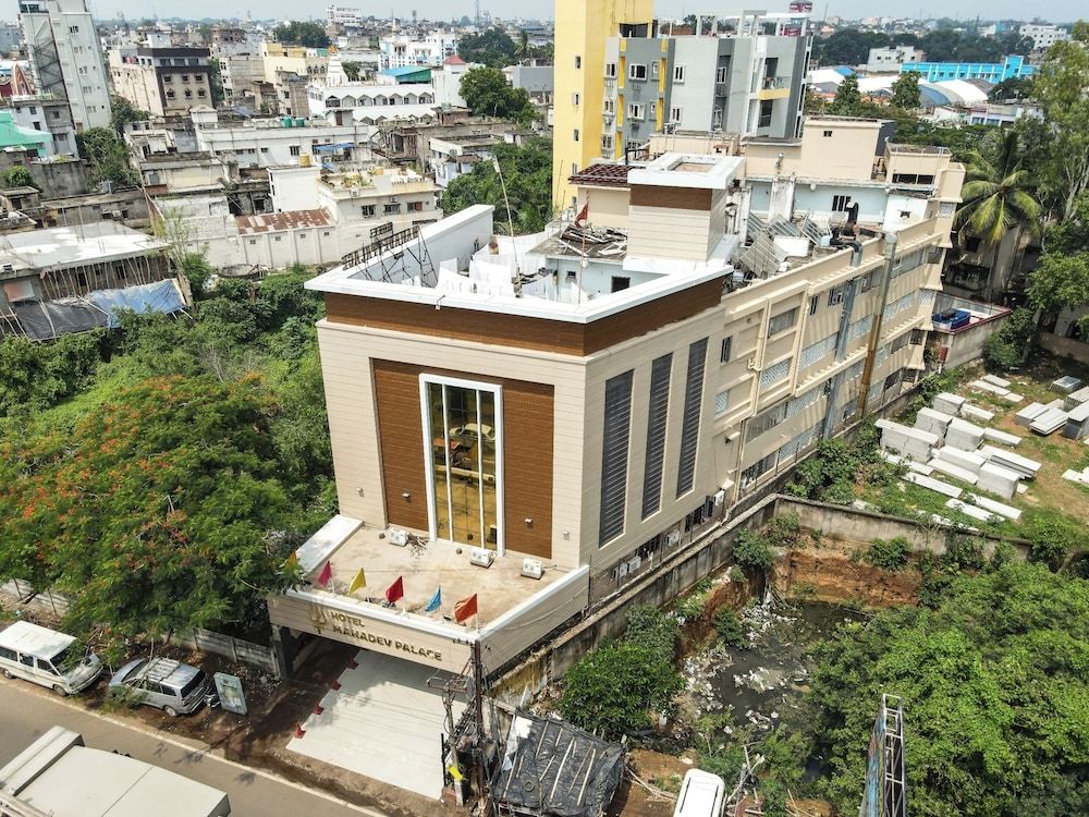 undefined Hotel Mahadev Palace 8