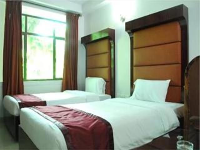 Hotel Monarch Aachal Ac Monarch Classic Room 2