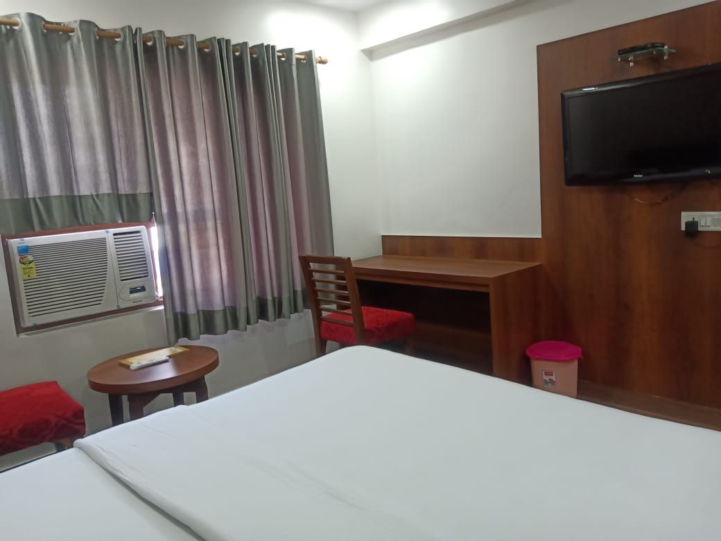 Hotel All Seasons  Semi Executive Room