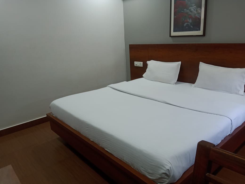 Hotel All Seasons Super Deluxe Room 3