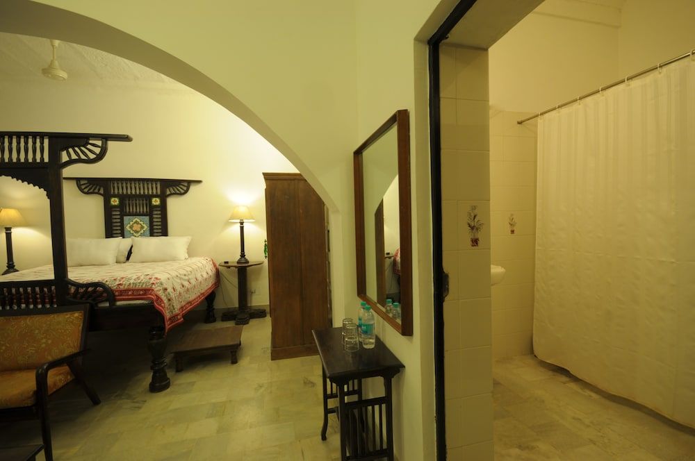 Haveli Inn Pal Heritage Non View Room 5