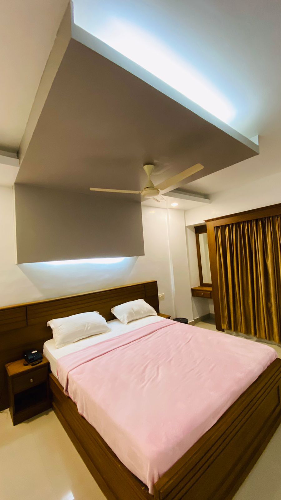 Hotel Madikeri Heritage Comfort Room Non AC 5