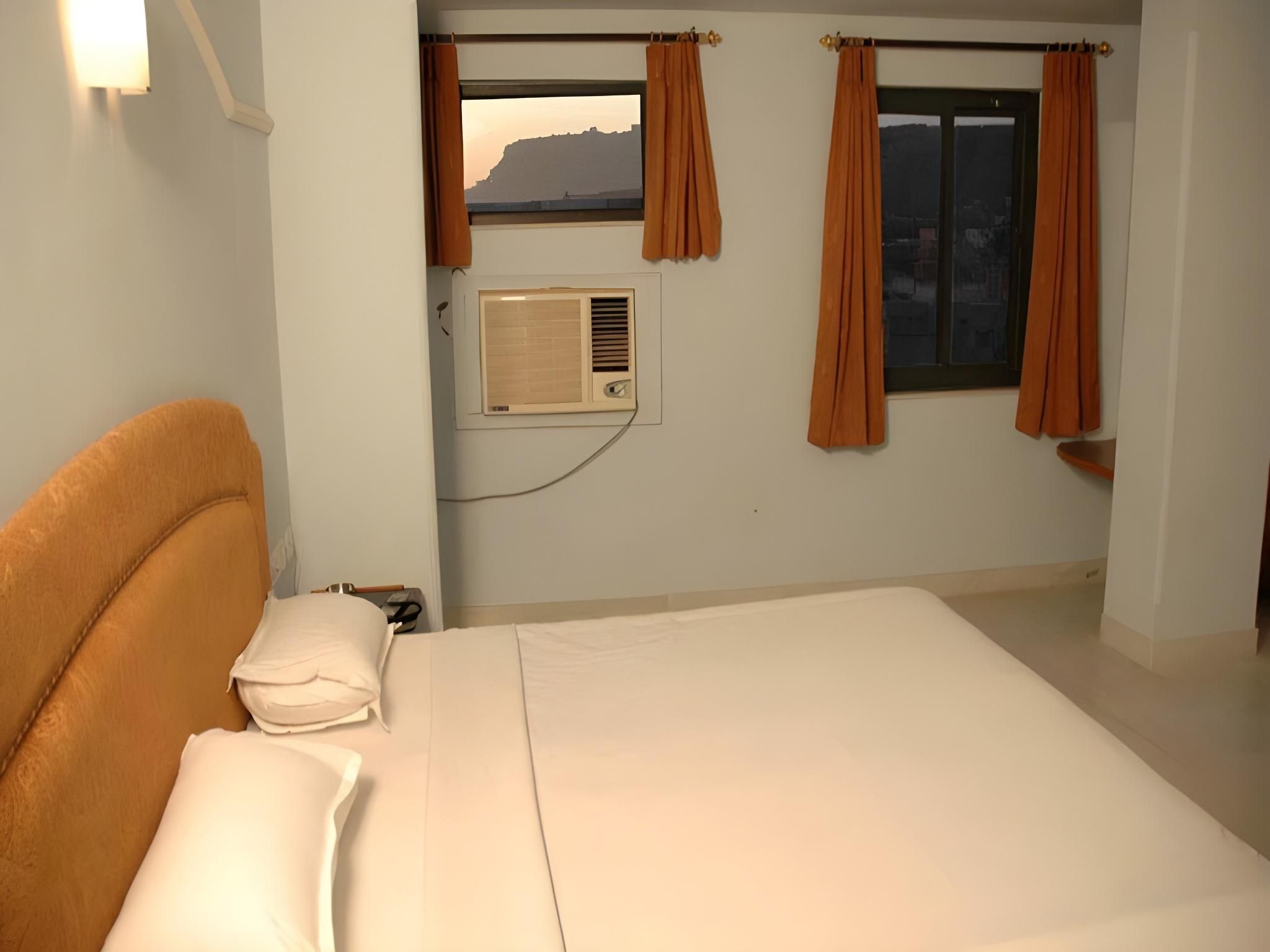 Astoria The Hotel Deluxe