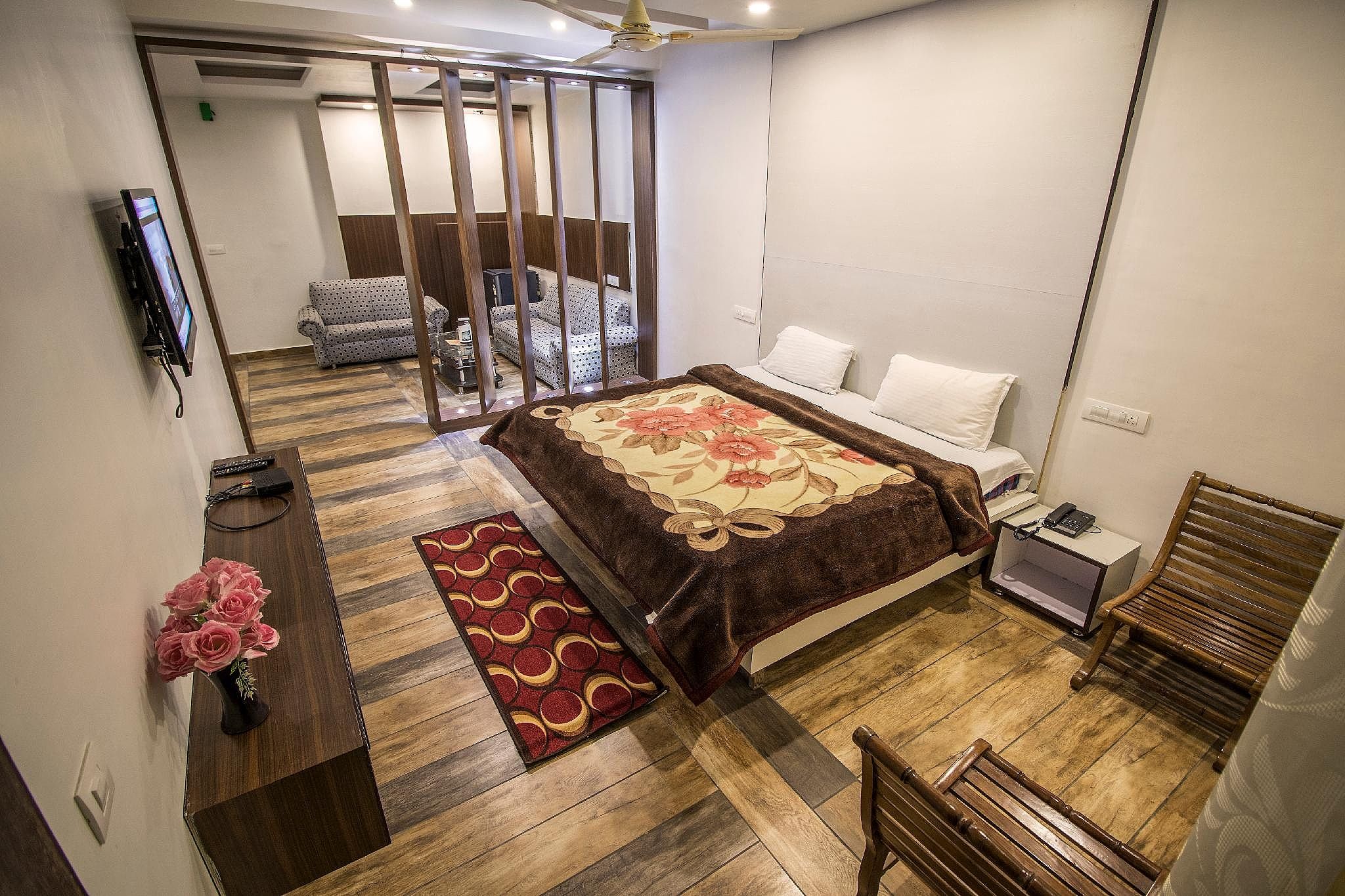 Hotel Sapphire Semi Deluxe 5