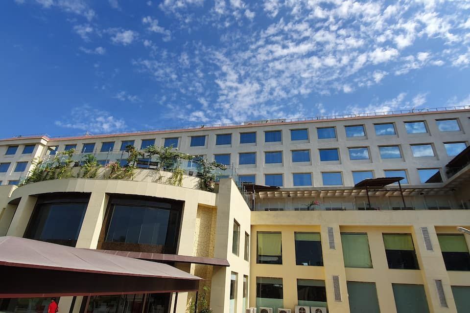 undefined Ramada by Wyndham Neemrana 9