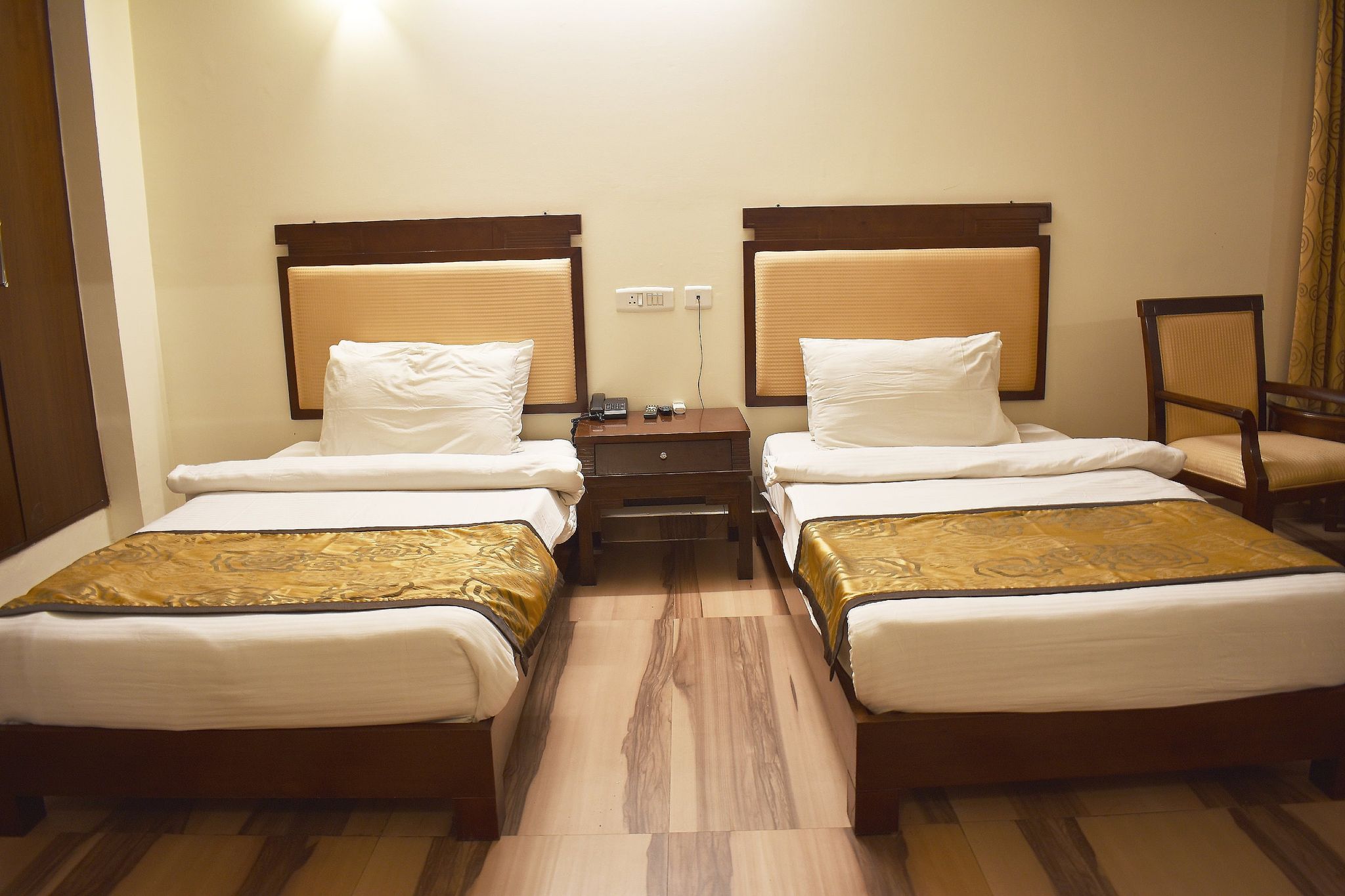 Hotel Orange Pie Deluxe Double Room 2