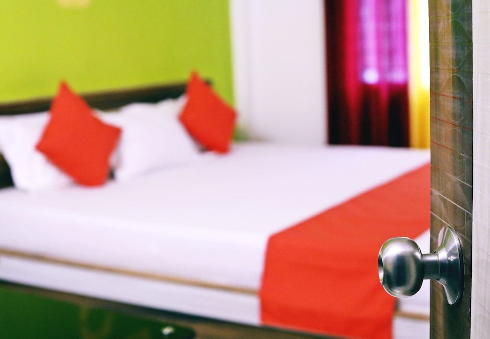 undefined Hotel Holydon 3