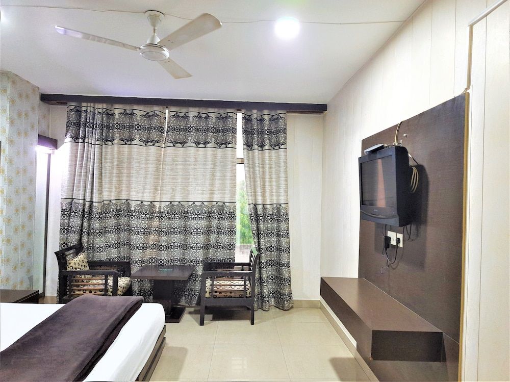 Hotel Sunshine Park Deluxe Room - Safe and Hygiene 15