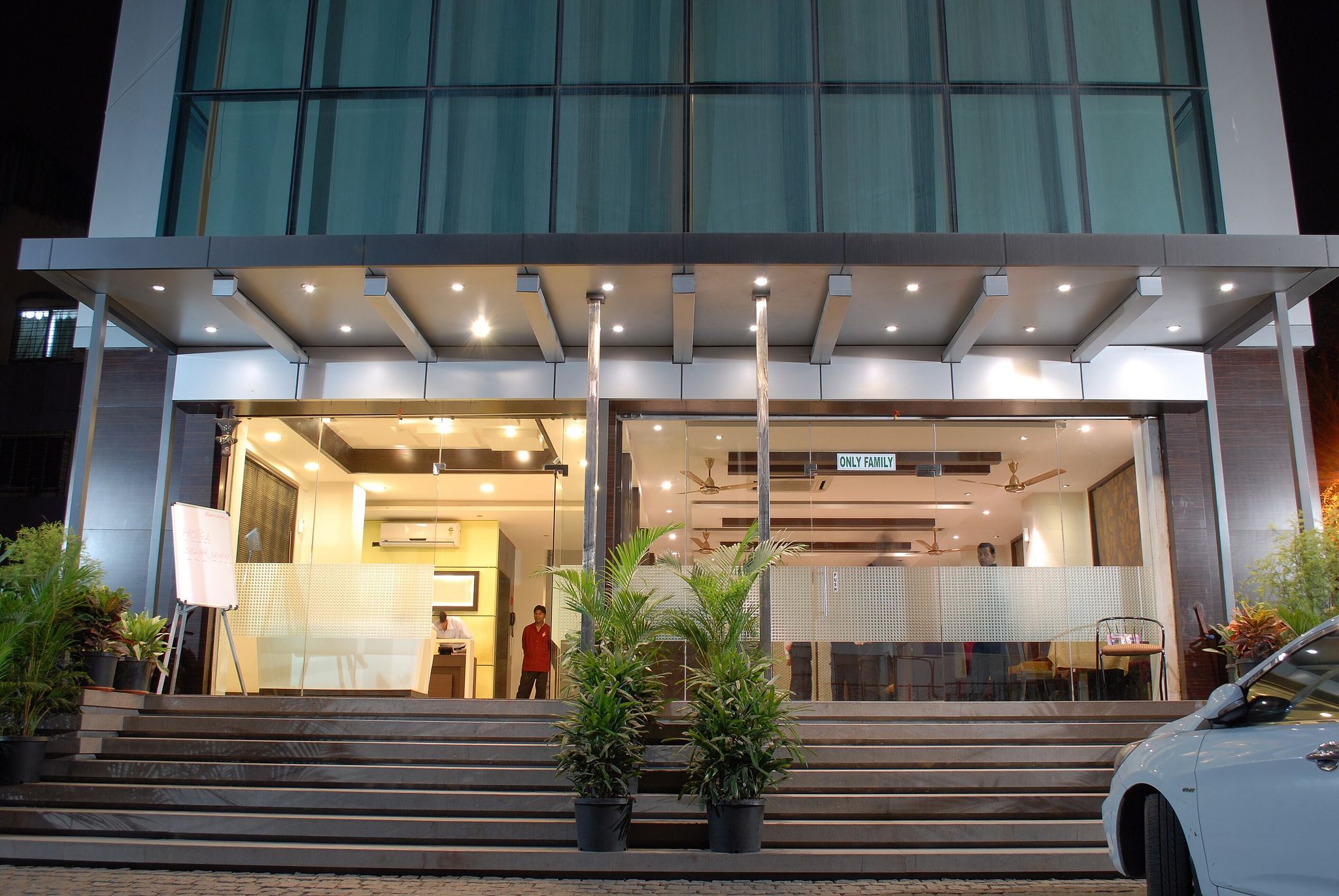 undefined Hotel Silver Seven 8