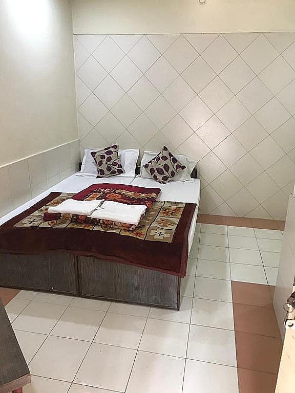 Hotel Sheela Standard Room Non AC 