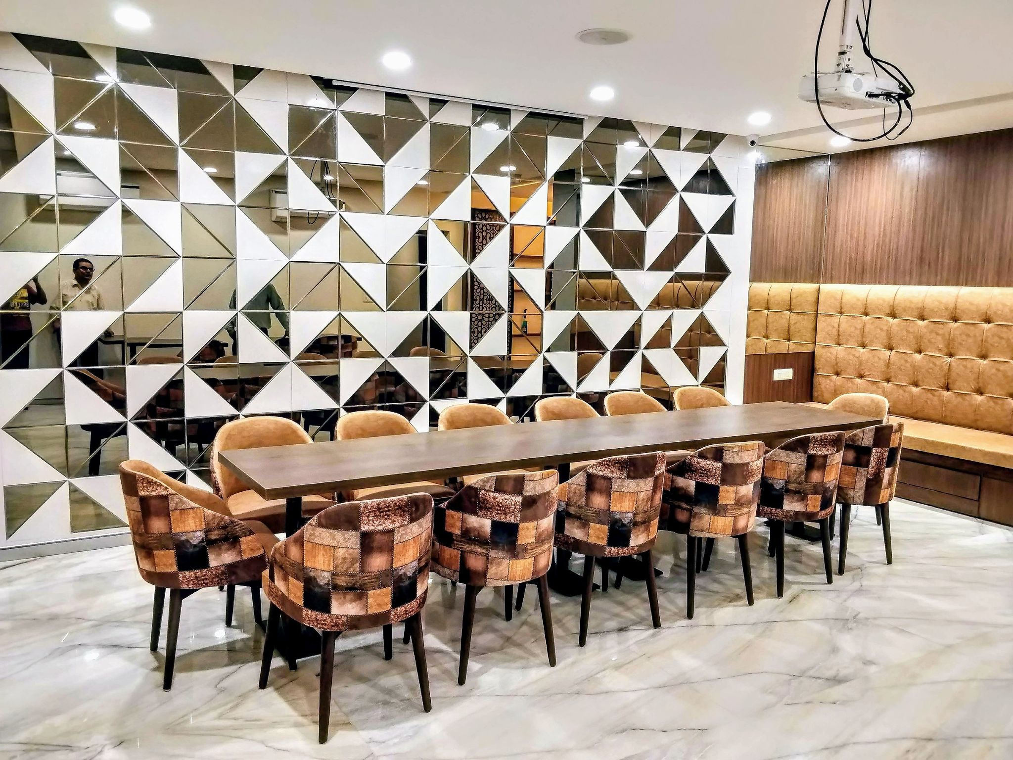 Food & Dining